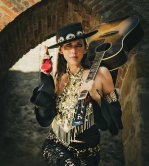 Patricia Vonne [USA]