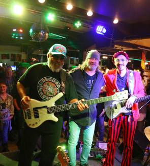 The HAMBURG BLUES BAND [D, GB, US, PL] feat. Gert Lange, Krissy Matthews, Reggie Worthy & Eddie Filipp